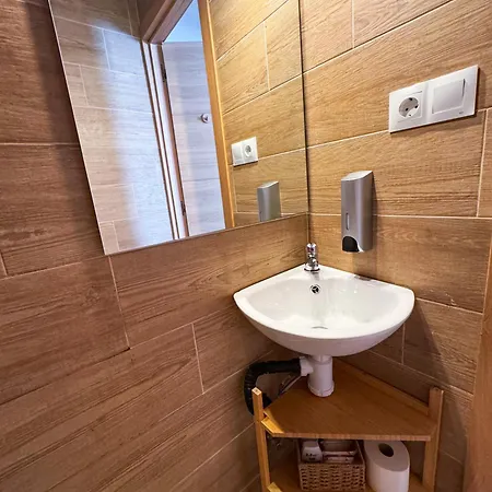 Aiora Apartament *