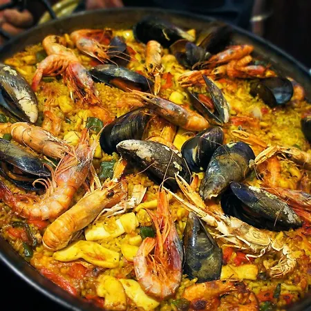 Near The Cabanyal And Universities Valencia