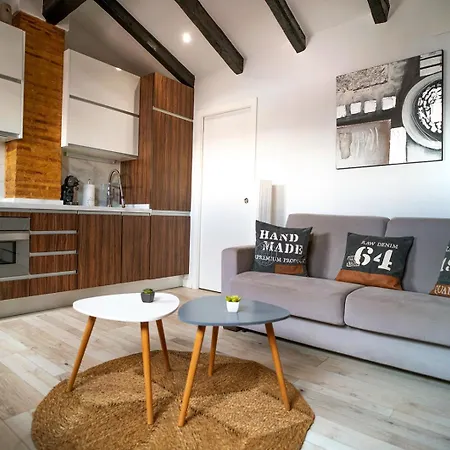 Atico Con Terraza Y Jacuzzi En El Centro Appartement