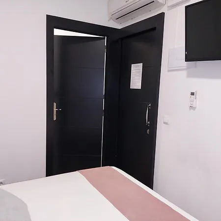 Rous - Solo Adultos Hotel *