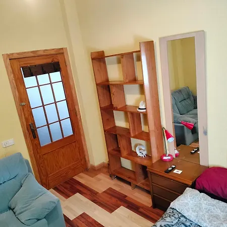 Algiros Homestay