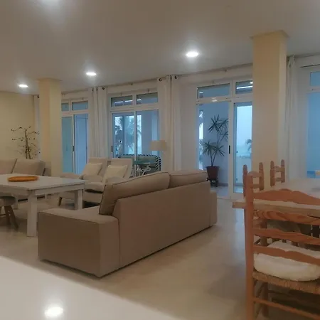 Marbet Family Beach 4 Pax Valencia