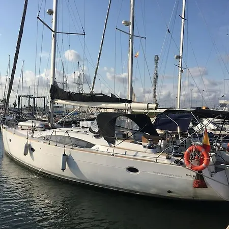 Velero Lujo, 4 Camarotes, 3 Banos, Marina Valencia