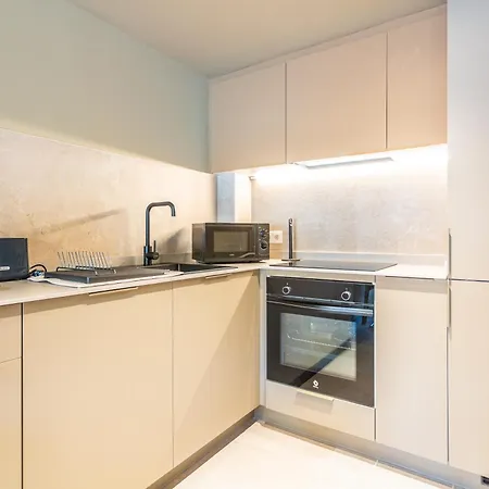 Apartment 87 Llaves