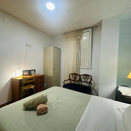 Mirador 1 Del Mercado - Con Bano Privado En El Centro De La Ciudad Vella *