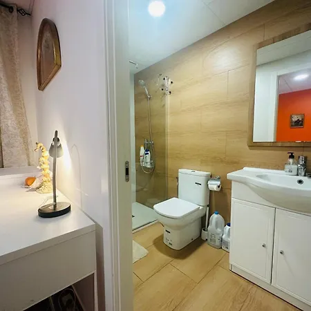 Проживание в семье Mirador 2 Del Mercado - Con Bano Privado En El Centro De La Ciudad Vella Валенсия