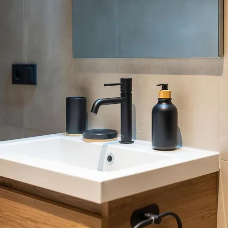 Apartamento Vlc Host - Zapadores *