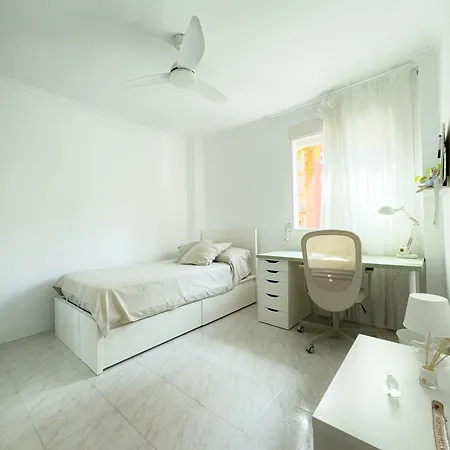 Homestay Valencia Homestay Rooms