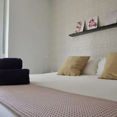 Apartment Hosted By Gracie Valencia