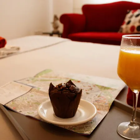 Luminoso. Comodo. Acogedor. Wifi. Junto A Ave Apartamento