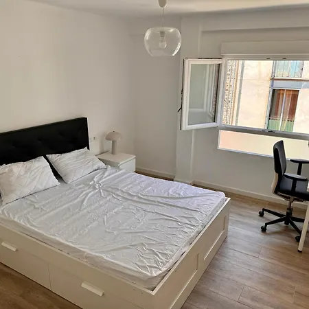 Acogedor Apartamento En El Centro De La Ciudad Apartment *