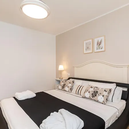 Terrace Lux Apartament *