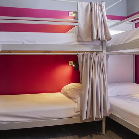 Albergue Room00