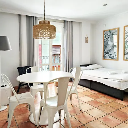 Flats Friends Nave Appartement