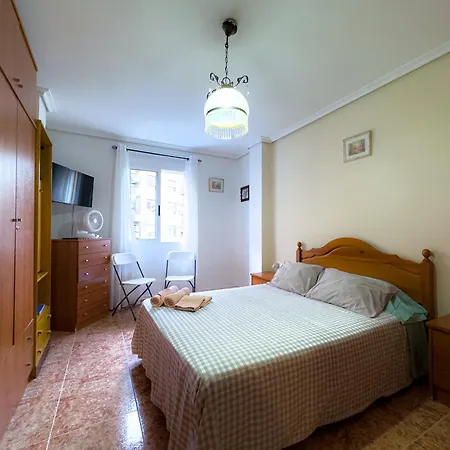 In Great Location In Shared Habitación en casa particular