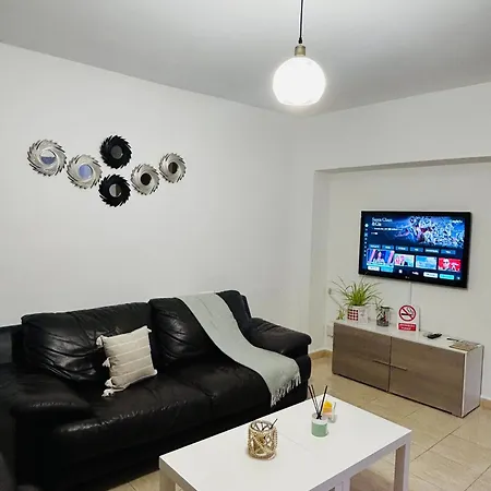 Beautiful Tulip Apartment