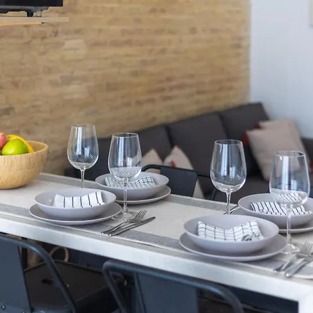 2 Habitaciones, 2 Banos Y Aire Acondicionado דירה