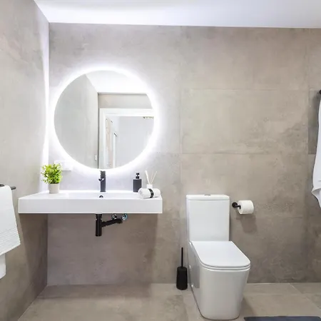 דירה 2 Habitaciones, 2 Banos Y Aire Acondicionado *