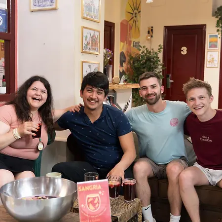 호스텔 유스 바이 핏업 *