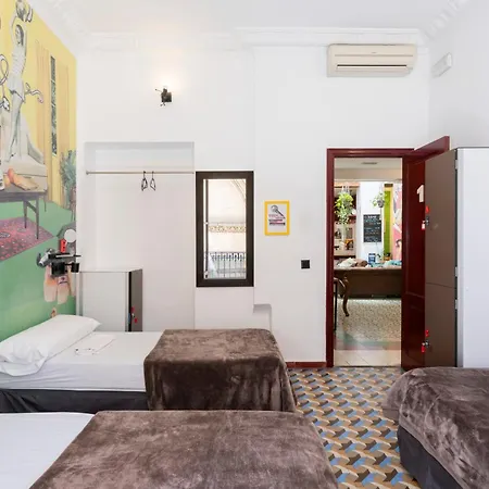 Youth By Feetup Valencia