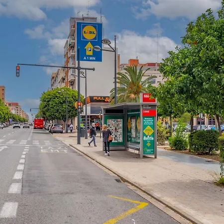 Familiar En Avenida Del Puerto Apartment Valencia