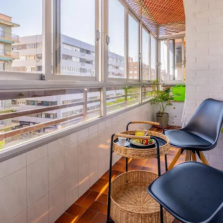 Familiar En Avenida Del Puerto