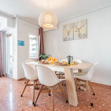 Familiar En Avenida Del Puerto *