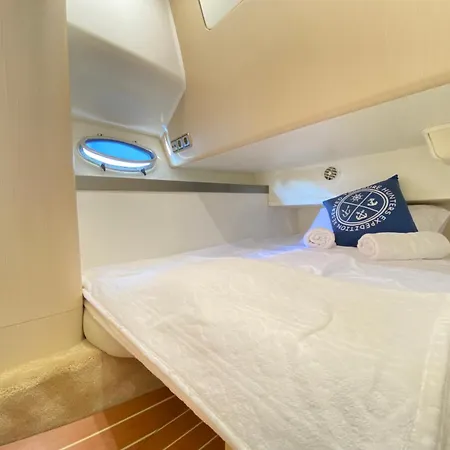 The Yacht Experience * Valenza