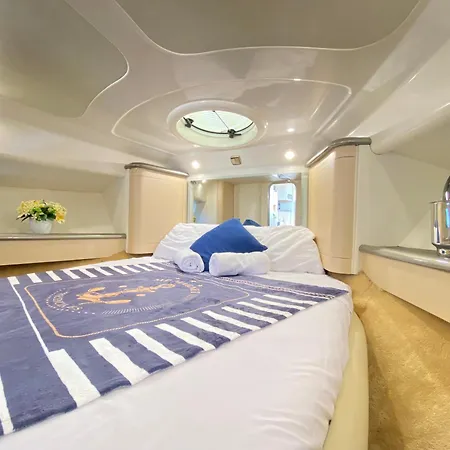 The Yacht Experience * Valenza