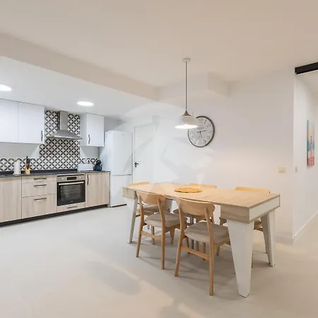 Amplio Cerca Centro Historico Y Turia 5pax 2 Bath Apartament Walencja