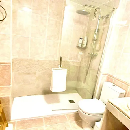 Lovely Near The & Of Arts And Sciences Апартаменты *