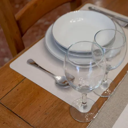 Lovely Near The & Of Arts And Sciences Апартаменты