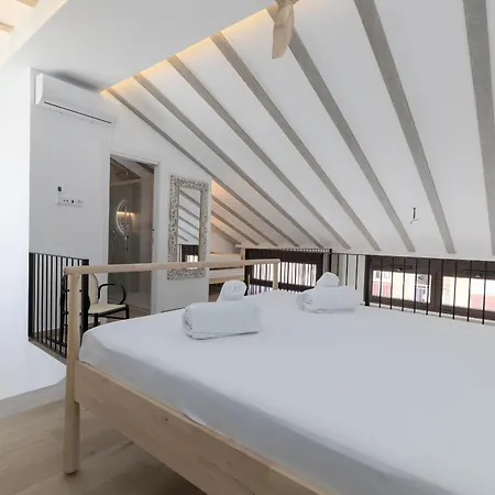 Apartup Ca La Leni Iv דירה