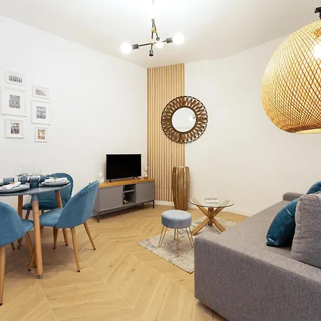 Soho By The Sea Apartment *