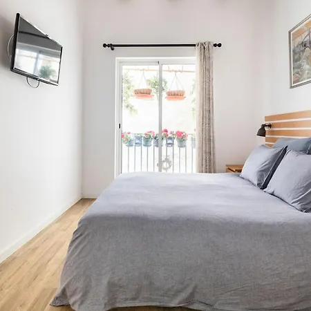 Musico Turia Gardens * Валенсия