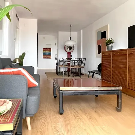 Apartmán Stylish Well-connected Beachfront Flat *