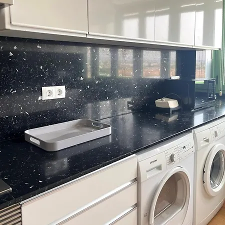 Stylish Well-connected Beachfront Flat *