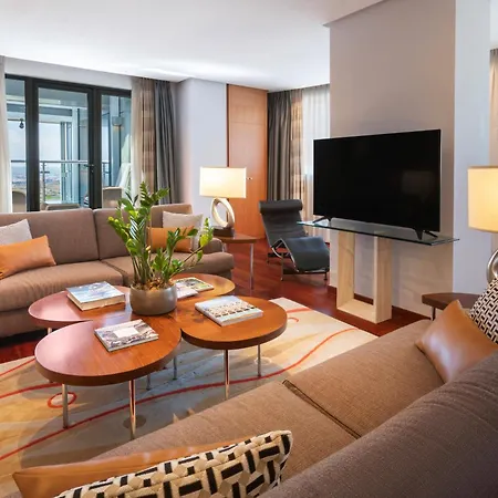 Melia 4* Валенсия