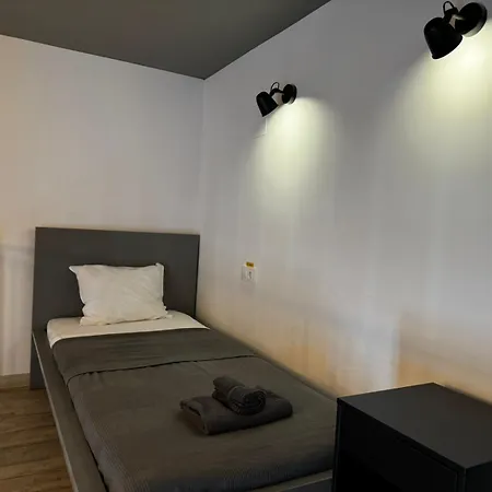 فندق Nou Benicalap Luxury Apart 3*