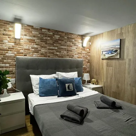 Отель Nou Benicalap Luxury Apart 3*