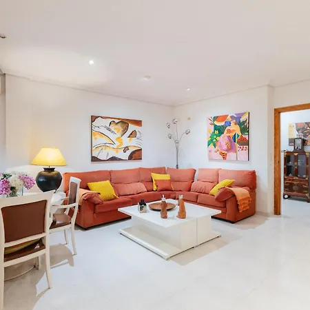 Chalet, Rodeada De Naturaleza Piscina A Doce Klm De Y 7 Del Aeropuerto Valencia