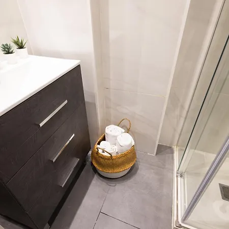 Florit Flats - Urban Nest - Ac & Wifi - 10 Min Center Valencia