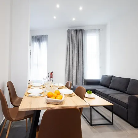 Florit Flats - Urban Nest - Ac & Wifi - 10 Min Center *