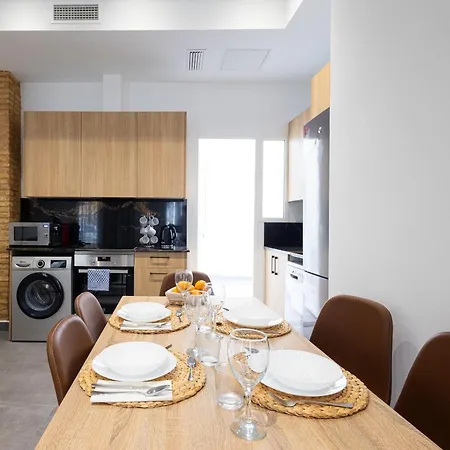 Florit Flats - Urban Nest - Ac & Wifi - 10 Min Center *