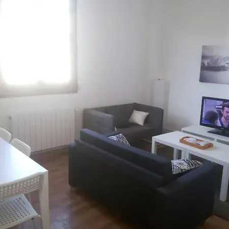 Modern Flat Apartment *
