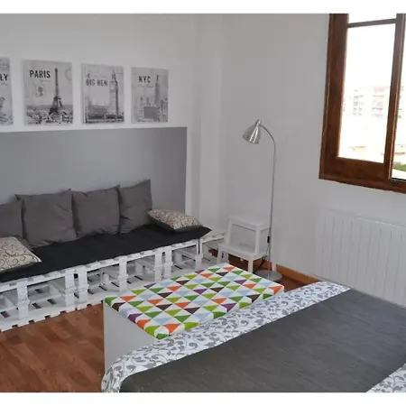 Modern Flat Apartment *