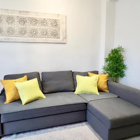 Cozy In Valencia! Wi-fi ! *