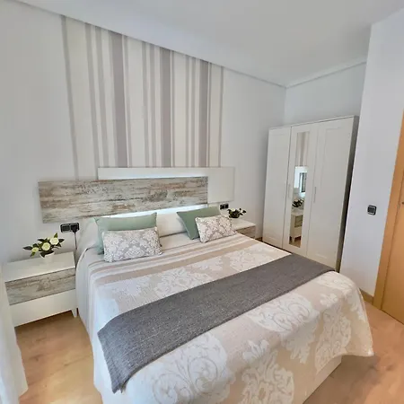 Cozy In Valencia! Wi-fi ! شقة