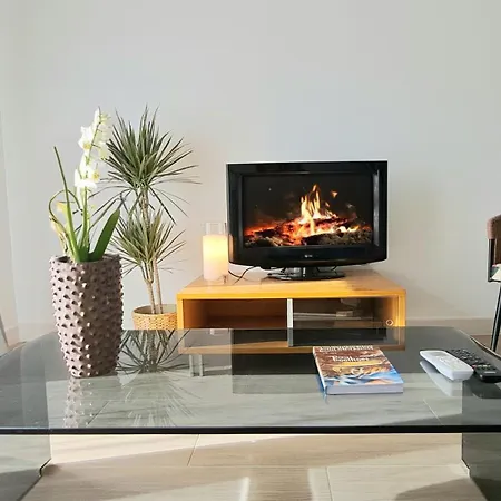 Piso Nuevo Y Luminoso Estancias De Temporada Min 12 Noches Appartement