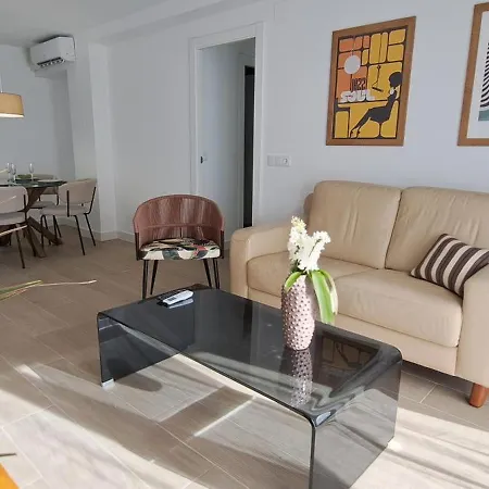 Piso Nuevo Y Luminoso Estancias De Temporada Min 12 Noches Appartement Valencia